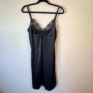 Vintage‎ Montgomery Ward Black Satin Lace Slip Dress Nightgown Teddy size 36 (M)